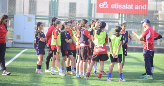 مركز شباب الجزيرة يستقبل قمة الأهلى والزمالك فى انطلاق دورى الكرة النسائية