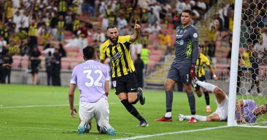 اتحاد جدة يخطف فوزا مثيرا من التعاون فى الدوري السعودي