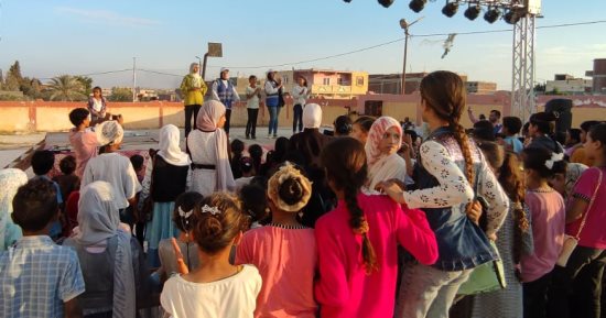 حياة كريمة.. قصور الثقافة تواصل برنامجها ببرج العرب وعروض فنية تنشر البهجة