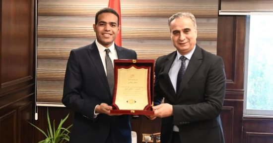 "حماية المستهلك" يكرم إبراهيم فتوح لدعمه منصات التواصل الاجتماعى للجهاز