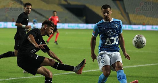 بيراميدز 0 - 0 زد فى الشوط الأول من نهائى كأس مصر