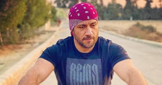 فيلم فرصة سعيدة يعيد أحمد مكي إلى السينما بعد غياب 13عامًا