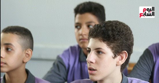 تفاصيل تطوير مناهج الصف الأول الإعدادى.. فيديو