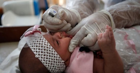 هيئة فلسطينية: أكثر من 650 ألف طفل فى غزة لهم الحق فى تطعيمات شلل الأطفال