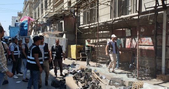 إزالة الإشغالات والتعديات من أمام محكمة الحقانية الأثرية بالإسكندرية.. صور