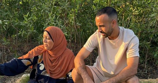 قبل العودة إلى التدريبات اليوم.. كيف استغل لاعبو الأهلي الإجازة بعد موسم تاريخي؟.. أفشة يستمتع بنقاء الريف مع أسرته.. السولية فى نزهة عائلية بباريس.. حسين الشحات "بائع فريسكا" ويظهر مع أبنائه فى أحد الشواطئ