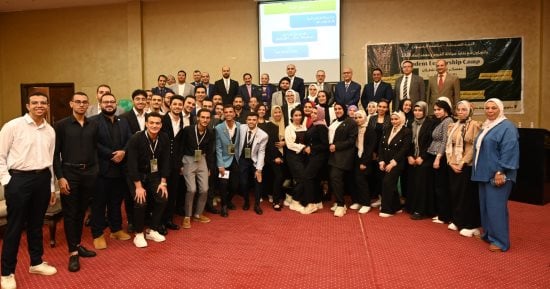 "صيدلة الفيوم" تنظم معسكر القيادة الأول لطلاب الكلية على مستوى الجامعات