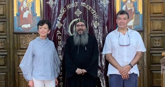 سفيرة سويسرا تزور الدير الأبيض بسوهاج