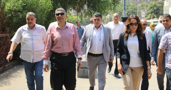 محافظ الجيزة: رصف عدد من شوارع أحياء العجوزة والعمرانية بالإنترلوك