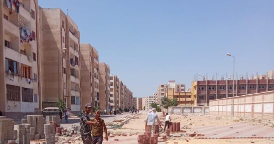 محافظ الإسماعيلية يتابع أعمال تطوير ورفع كفاءة المرافق العامة بمدينة المستقبل