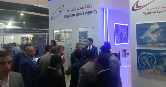 وكالة الفضاء المصرية تنهى أعمال جناحها فى معرض الطيران الدولى بمدينة العلمين