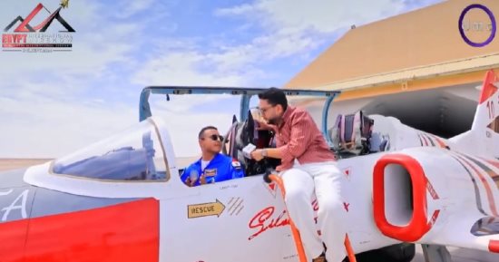 أحد أبطال الألعاب الجوية: لا توجد طائرة مميزة عن أخرى ونقدم عروضا تصل لـ20 دقيقة
