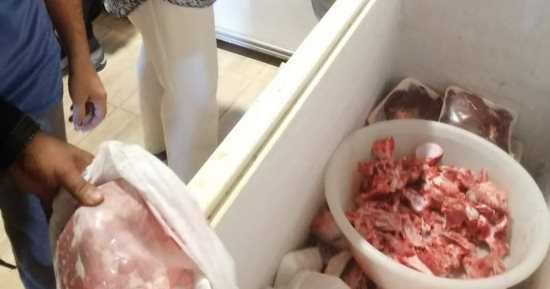 الطب البيطرى بدمياط يضبط طن لحوم منتهية الصلاحية بالأسواق