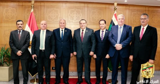 رئيس الهيئة الوطنية للانتخابات يزور رئيس قضايا الدولة لتهنئته بمنصبه الجديد