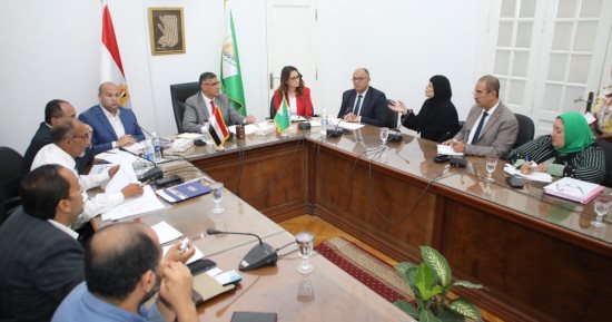 محافظ الجيزة يوجه بإزالة حالات بناء مخالف بحدائق الأهرام