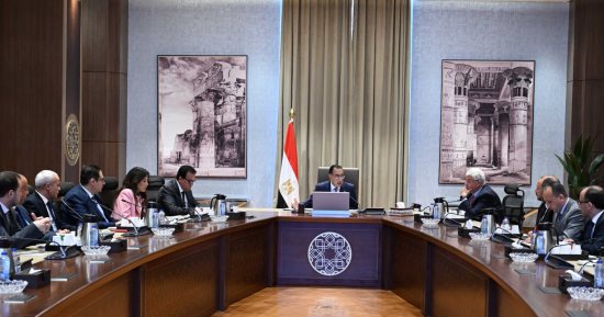 رئيس الوزراء: مشروع طموح وكبير لتطوير مستشفيات جامعة "عين شمس" جار تنفيذه