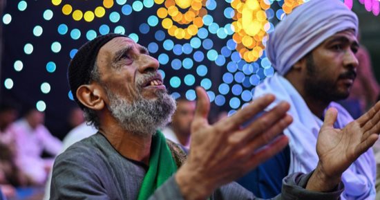 الطرق الصوفية تنظم اليوم موكب المولد النبوى بمشاركة المئات