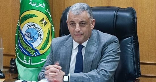 محافظ الإسماعيلية يشهد انطلاق مبادرة "بداية" ويوافق على استضافة مؤتمر أدباء مصر