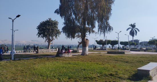 كورنيش النيل فى المنيا متنفس طبيعى بالمجان بعد تطويره على 4 مراحل.. صور