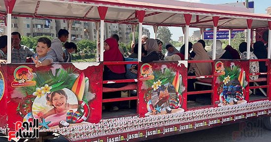"تذكرة واشتراك شهرى كمان".. مشروع الطفطف يطوف شوارع الدقهلية