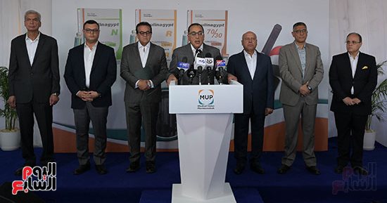 رئيس الوزراء: آخر 3 سنوات تم إنشاء 15 مصنعا جديدا للأدوية ليصل إجمالى عدد المصانع إلى 172 مصنعا.. وكل 100 علبة دواء تُستخدم فى مصر ينتج من بينها 91 علبة محليا.. ونسعى لتوطين صناعة المزيد من الأدوية