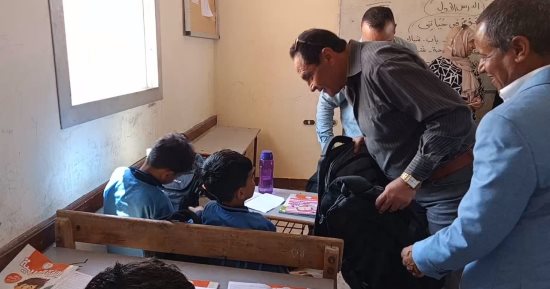 نائب محافظ شمال سيناء يتابع بدء العام الدراسي الجديد في وسط سيناء