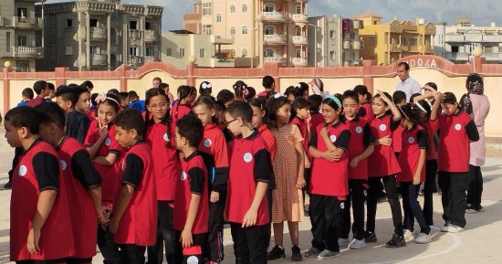 طابور الصباح من المدرسة المصرية اليابانية برج العرب بالإسكندرية.. فيديو وصور
