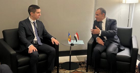 وزير الخارجية يستعرض مع نظيره المولدوفي الموقف المصري من التطورات في غزة