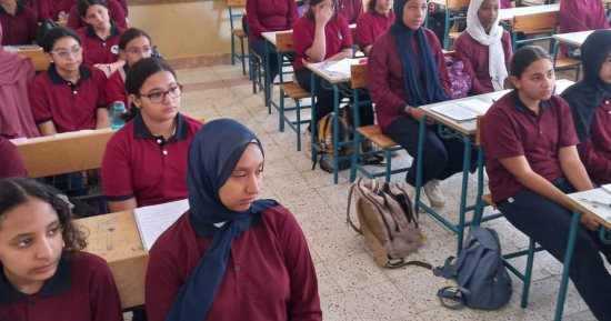 ثالث أيام العام الدراسى الجديد.. حضور كثيف من الطلاب بالمدارس والوزارة تتابع خفض الكثافة وإجراءات سد العجز فى المعلمين.. تشديد على تسجيل الغياب الأسبوعى للطلاب إلكترونيا.. وتؤكد معاقبة المتغيبين عن الدراسة