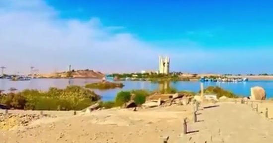 رحلة لا تنسى.. زيارة رمز الصداقة فى أسوان ضمن مزارات قطار الشباب