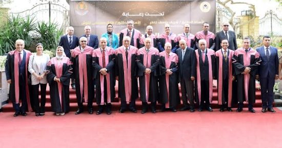 جامعة المنصورة تكرم 75 من العلماء والباحثين الفائزين بجوائز الدولة