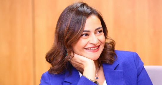 التليفزيون هذا المساء: علا الشافعى عن "لام شمسية": مش هاتقدر تتحرك من مكانك غير لما تخلص الحلقة