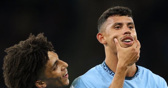 مانشستر سيتي يفوز على واتفورد بثنائية فى كأس كارباو