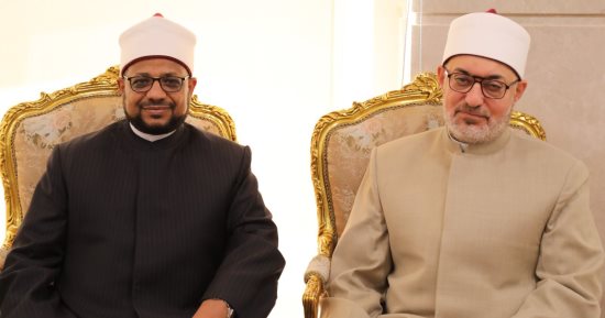 أمين مجمع البحوث الإسلامية يستقبل مفتى الجمهورية لتهنئته بالمنصب
