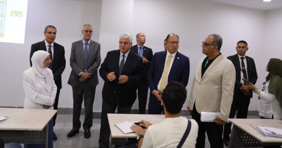 وزير التعليم العالى يتفقد جامعة حلوان الأهلية ويطمئن على انتظام الدراسة