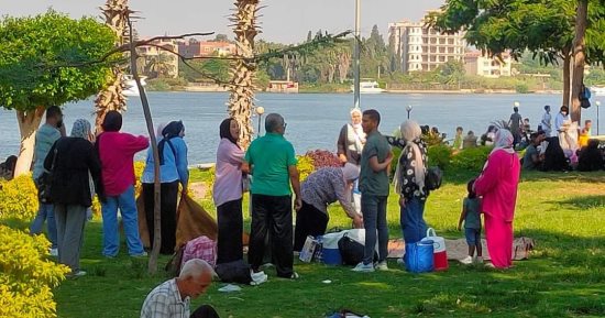 لو حابب تخرج فى فسحة بالقليوبية.. حدائق القناطر الخيرية تتربع على العرش وتستقبل الآلاف سنويا.. كورنيش النيل والنوادى على الرياحين التوفيقى والدمياطى تستقبل عشاق النهر العظيم.. وممشى أهل مصر مولود جديد.. صور