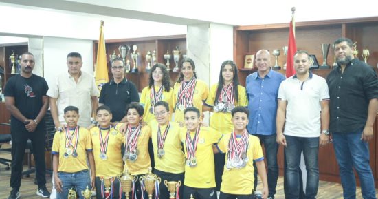 الإسماعيلى يؤمن أبطال السباحة خوفا من إغراءات الأندية