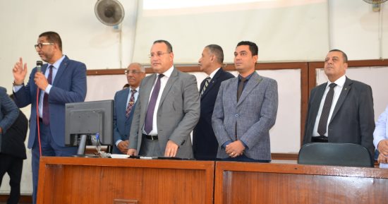 رئيس جامعة الإسكندرية: دعم كامل للطلاب المتعثرين ضمن برنامج التكافل الاجتماعى