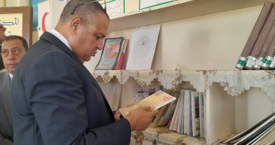 محافظ جنوب سيناء يتفقد العملية التعليمية بمدرسة أبو رديس الثانوية المشتركة