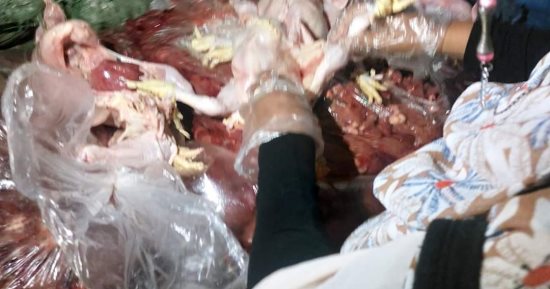 ضبط 2 طن دواجن غير صالحة للاستهلاك الآدمى فى بنها