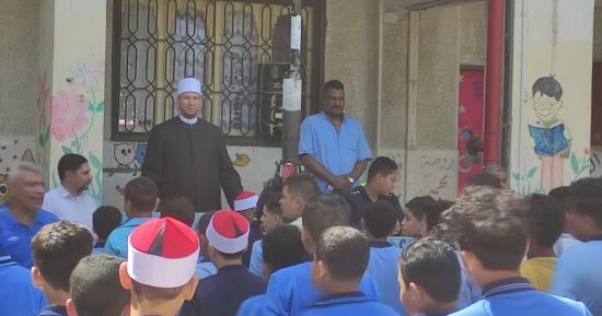 ضمن مبادرة بداية.. رئيس منطقة الإسكندرية الأزهرية يطلق مشروع "نحلة التهجى"