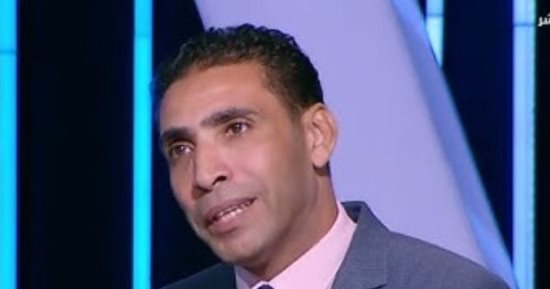 عاطف حسين: اختيار حكام المباريات من «ألبوم صور».. وهناك ضغوط من الأندية