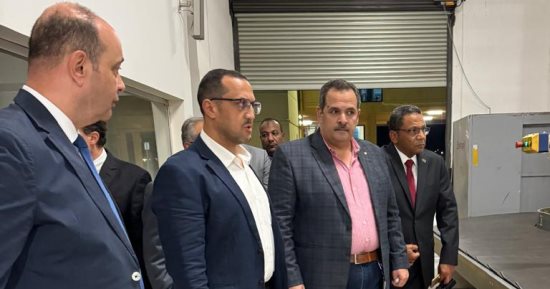 رئيس القابضة للمطارات يتفقد مطار سفنكس الدولى استعدادا للتشغيل الرسمى