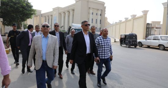 محافظ الجيزة يشدد على إبراز المظهر الحضارى بالطرق المؤدية لمحطة قطارات بشتيل