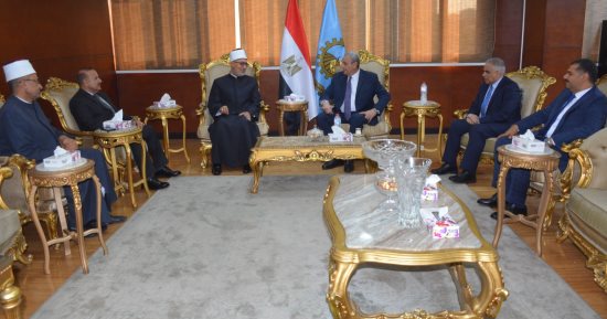 محافظ الغربية يستقبل مفتى الجمهورية فى مستهل زيارته للمحافظة