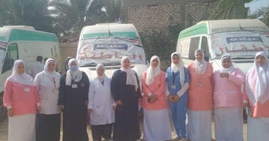 فحص وعلاج 1290 مواطنا وتقديم 3800 خدمة طبية ضمن مبادرة حياة كريمة ببنى سويف