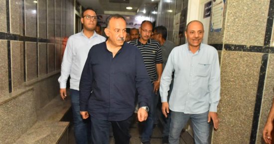 محافظ أسيوط يستكمل جولاته المفاجئة على المنشآت الصحية