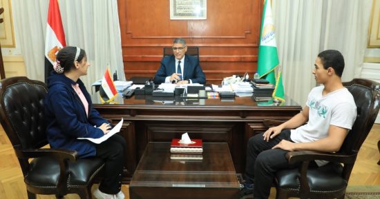 محافظ الجيزة لأعضاء النشاط الصحفى بمدرسة الشهيد محمد محمود: ارتفاع فرص الشباب فى الجمهورية الجديدة