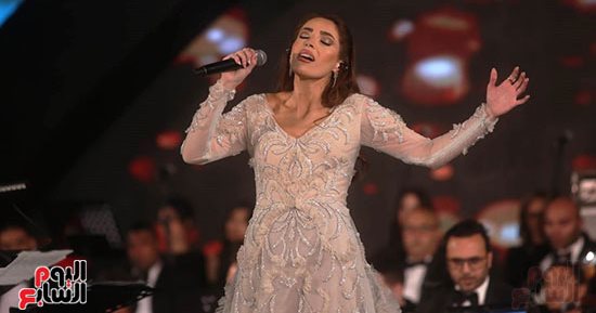 عبير نعمة تقدم باقة من أجمل أغانيها فى حفلها بمهرجان الموسيقى العربية