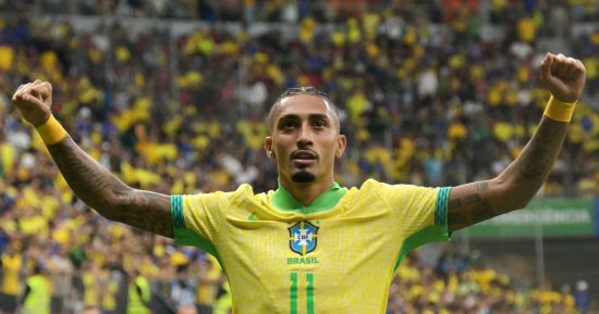 أول تعليق من رافينيا على انتصار البرازيل ضد بيرو فى تصفيات كأس العالم